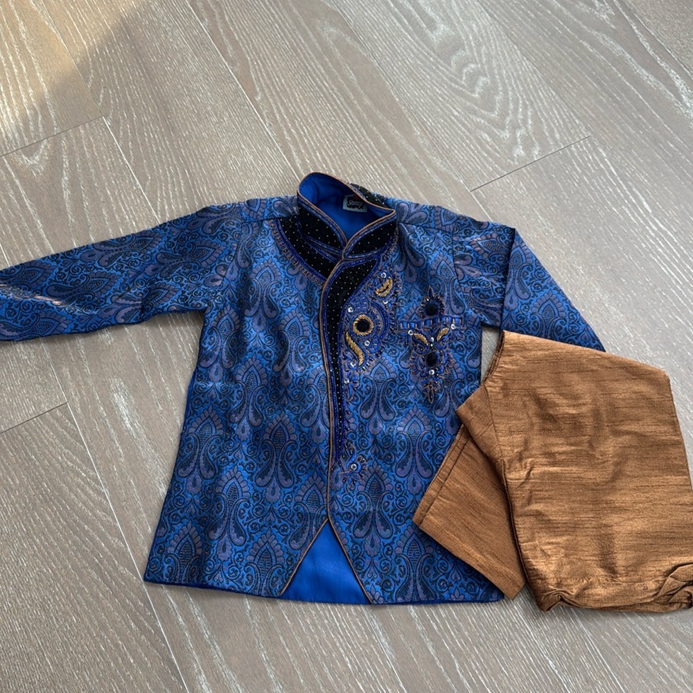 Kids indian kurta set like new - size 1 blue